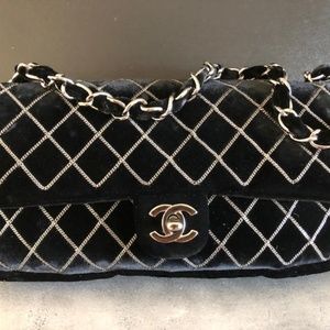 Authentic Chanel black velvet chain quilted
